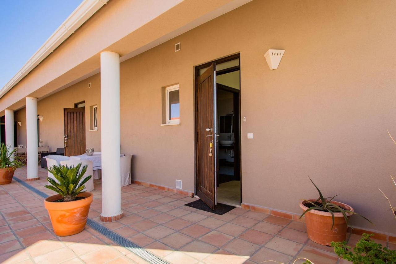 Corte Velada Guest House By Lovelystay Lagos Kültér fotó